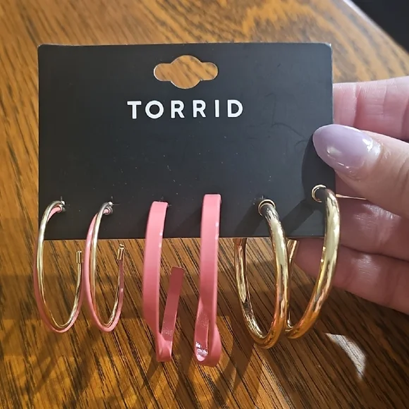 Torrid Pink and Gold Hoop Earrings Set - Picture 1 of 3